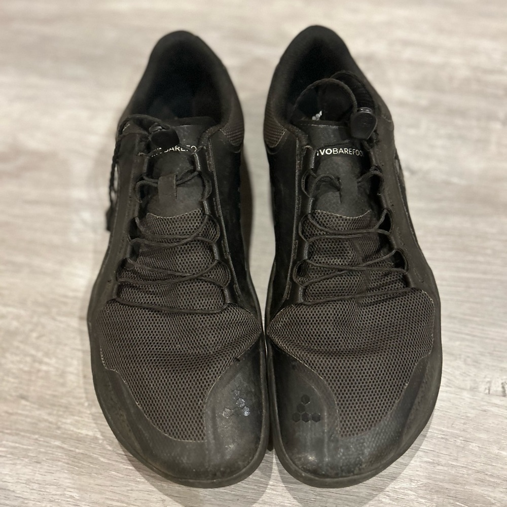 Men’s VivoBarefoot Primus Trail II shoes in great condition.